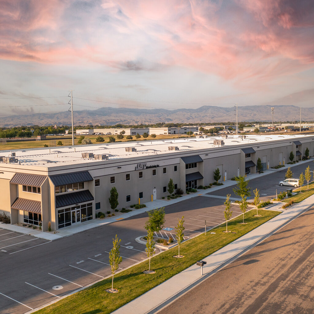 persius_adler_photo1